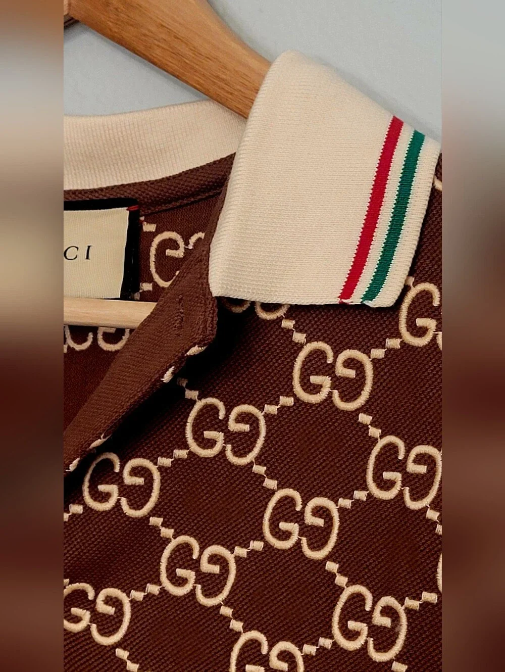 🇮🇹 Gucci Embroidered 👕Brown and Cream GG🇮🇹 Monogram Polo✨️